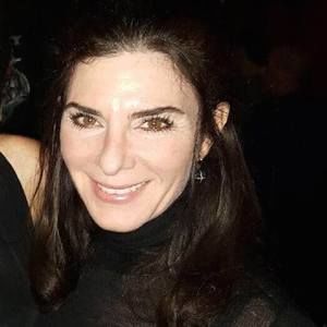 Meet your Posher, Dana